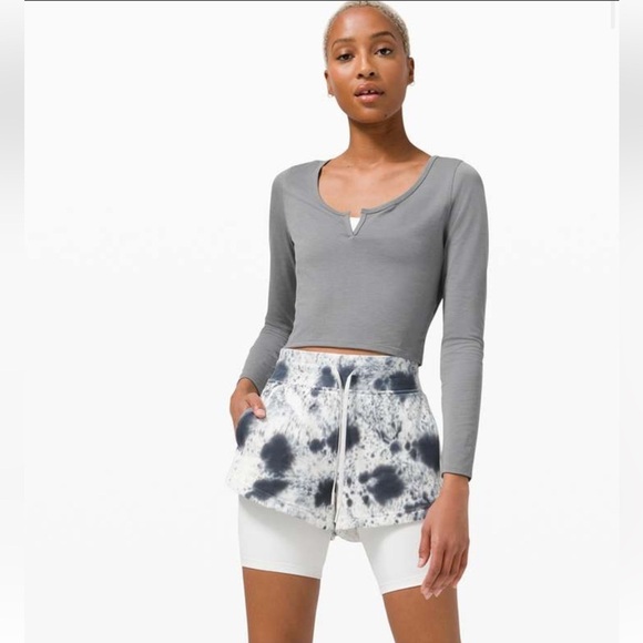 Lululemon Cropped Henley Long Sleeve - Picture 2 of 6